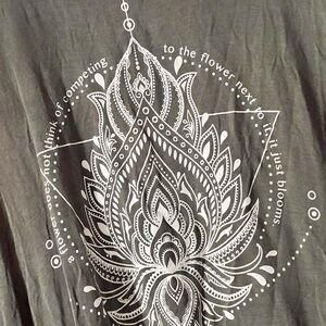 Gray Graphic Short Sleeve T-Shirt with White Mandala
